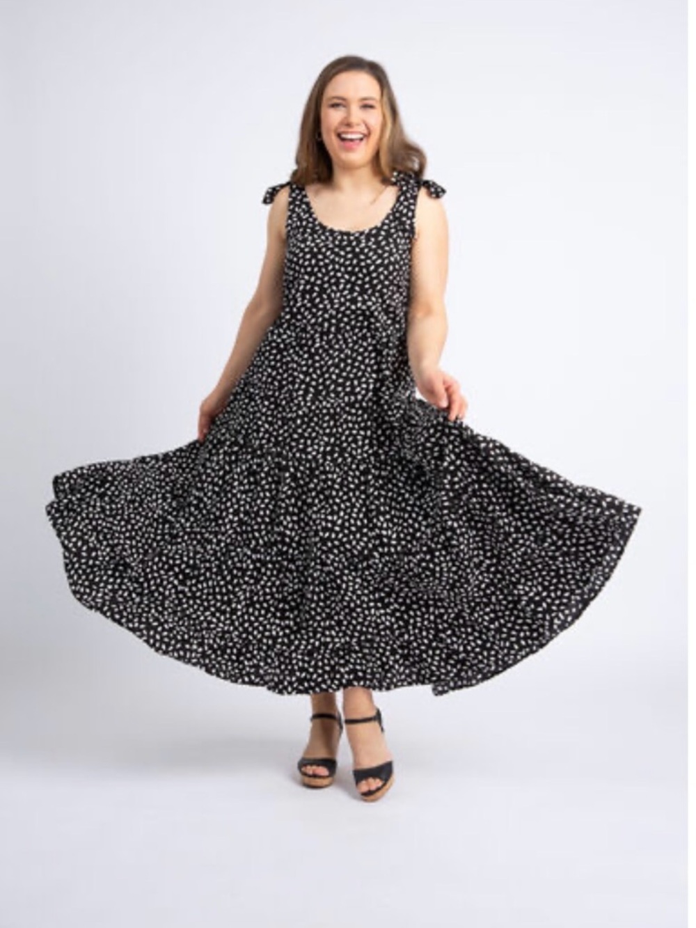 Papillon L Ditsy Dot Maxi Dress *Pockets*
